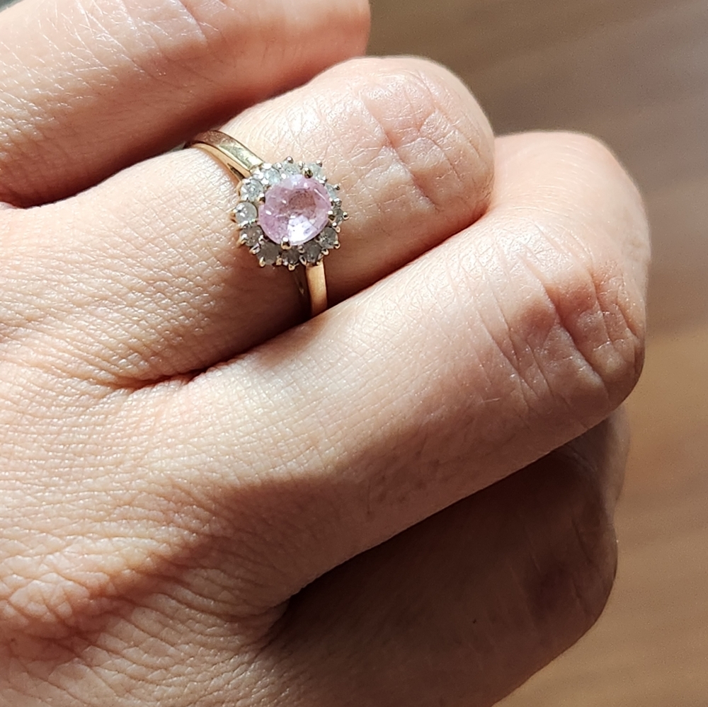 Pink sapphire and diamond 9ct gold vintage cluster ring - Picture 5 of 5